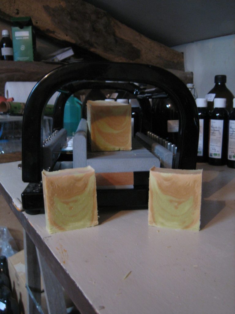 Pourquoi choisir un savon artisanal obtenu par saponification à froid ?